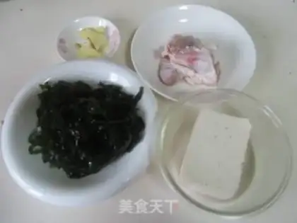 Make Seaweed tofu soup step 0