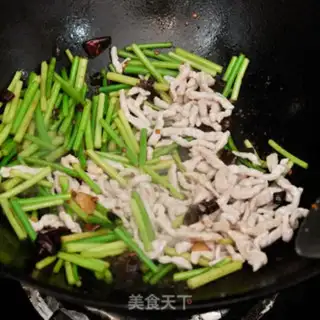 Make Garlic fried meat step 7