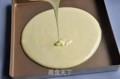 Make Strawberry cream cake box step 10