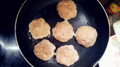 Make Toon animal burger step 15