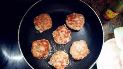 Make Toon animal burger step 16