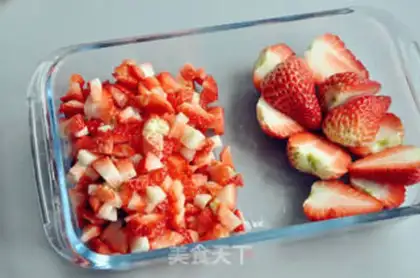 Make Strawberry cream cake box step 14