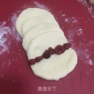 Make Rose bread step 9