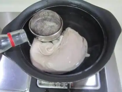 Make Onion peppers blow up the pig