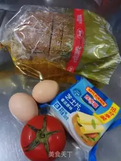 Make Cheese egg tomato sandwich step 0