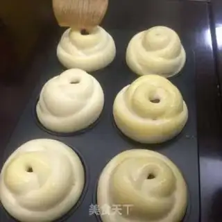 Make Rose bread step 14