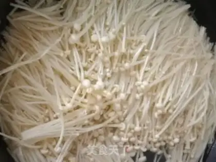 Make Frozen needle mushrooms step 0
