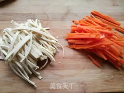 Make Frozen needle mushrooms step 1