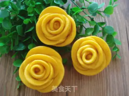 Make Pumpkin rose buns step 10