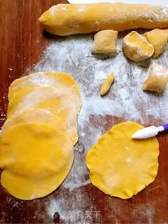 Make Yellow Rose step 8