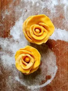 Make Yellow Rose step 12