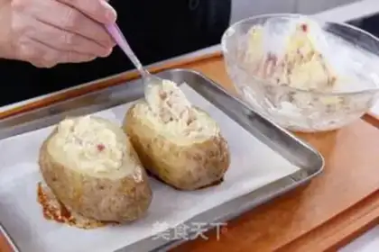 Make Egg bacon roasted potatoes step 4