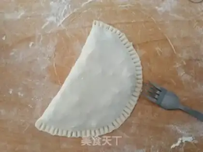 Make Pyramid prawn box step 11