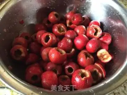 Make Sour sweet appetizer sauce step 1