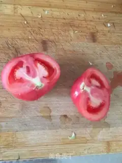Make Tomato egg soup step 0