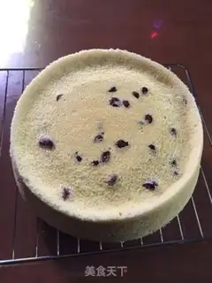 Make Strawberry cream cake step 9