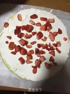 Make Strawberry cream cake step 11