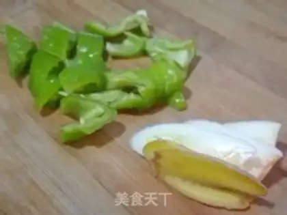 Make Tomato blossoms step 1