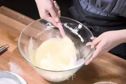 Make Salt cream cake step 4