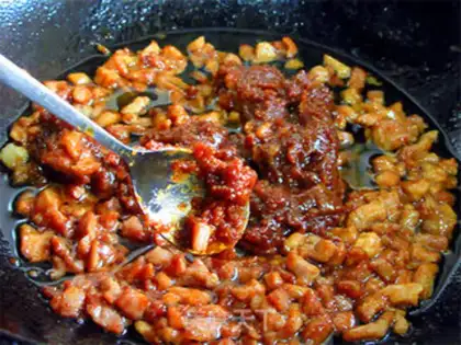 Make Meat sauce step 6