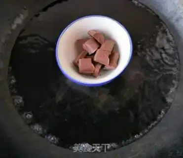 Make Chocolate strawberries step 1