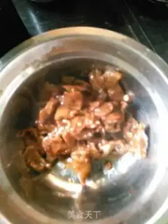Make Beef fried river powder step 4