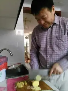 Make Shrimp fried potatoes step 0