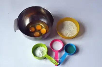 Make Coconut sponge cupcakes step 0