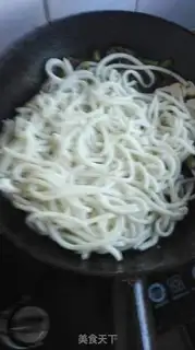 Make The rice powder in Xinjiang step 7
