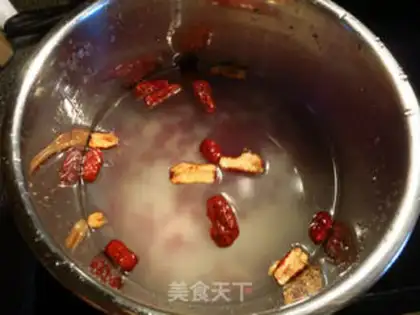 Make Red bean date congee step 1