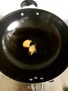 Make Red-fried fish step 1