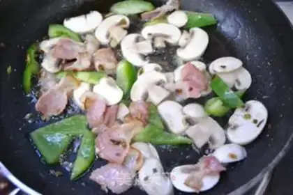 Make Bacon rice powder step 5