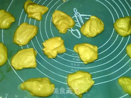 Make Pumpkin step 8