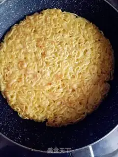 Make Spaghetti pizza step 6
