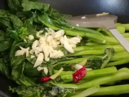 Make Garlic cabbage step 7