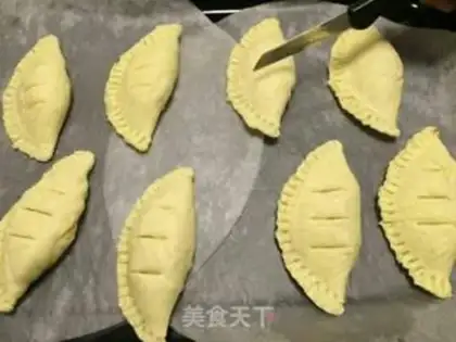 Make Simple apple pie step 6