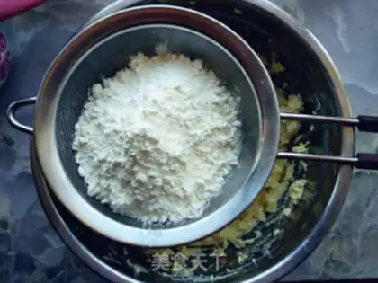 Make Double rose cookies step 5