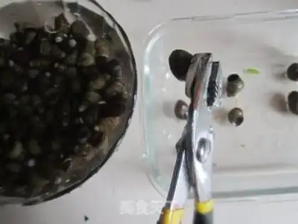 Make Spicy snails step 1
