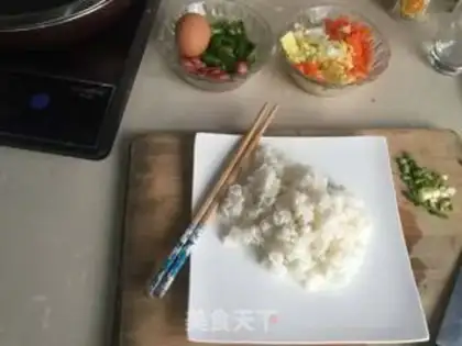 Make Egg fried rice step 0