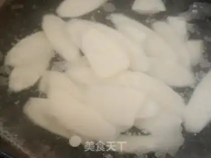Make Strawberry sauce step 1