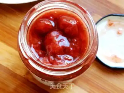 Make Strawberry sauce step 3