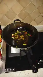Make Water boils the waist flowers step 1