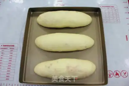 Make Meat pine buns step 11