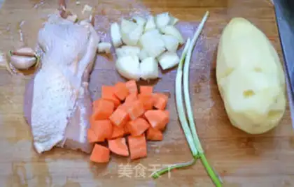 Make Potato curry chicken step 0