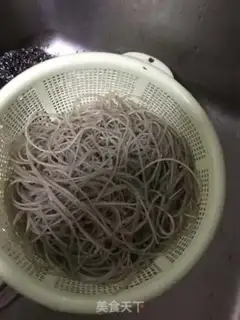Make A meat powder fan step 1