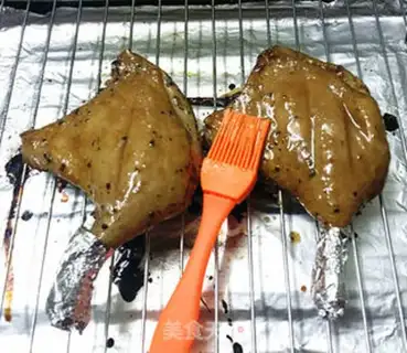 Make Black pepper steak, duck leg step 8