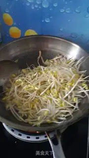Make Bean sprouts step 2