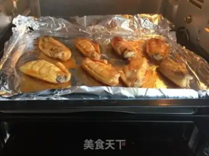 Make The honey is on the wings step 6
