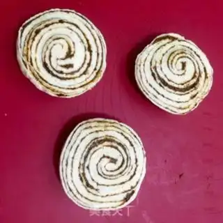 Make Slut rolls step 8