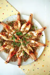 Make A garlic fan with a shrimp back step 8